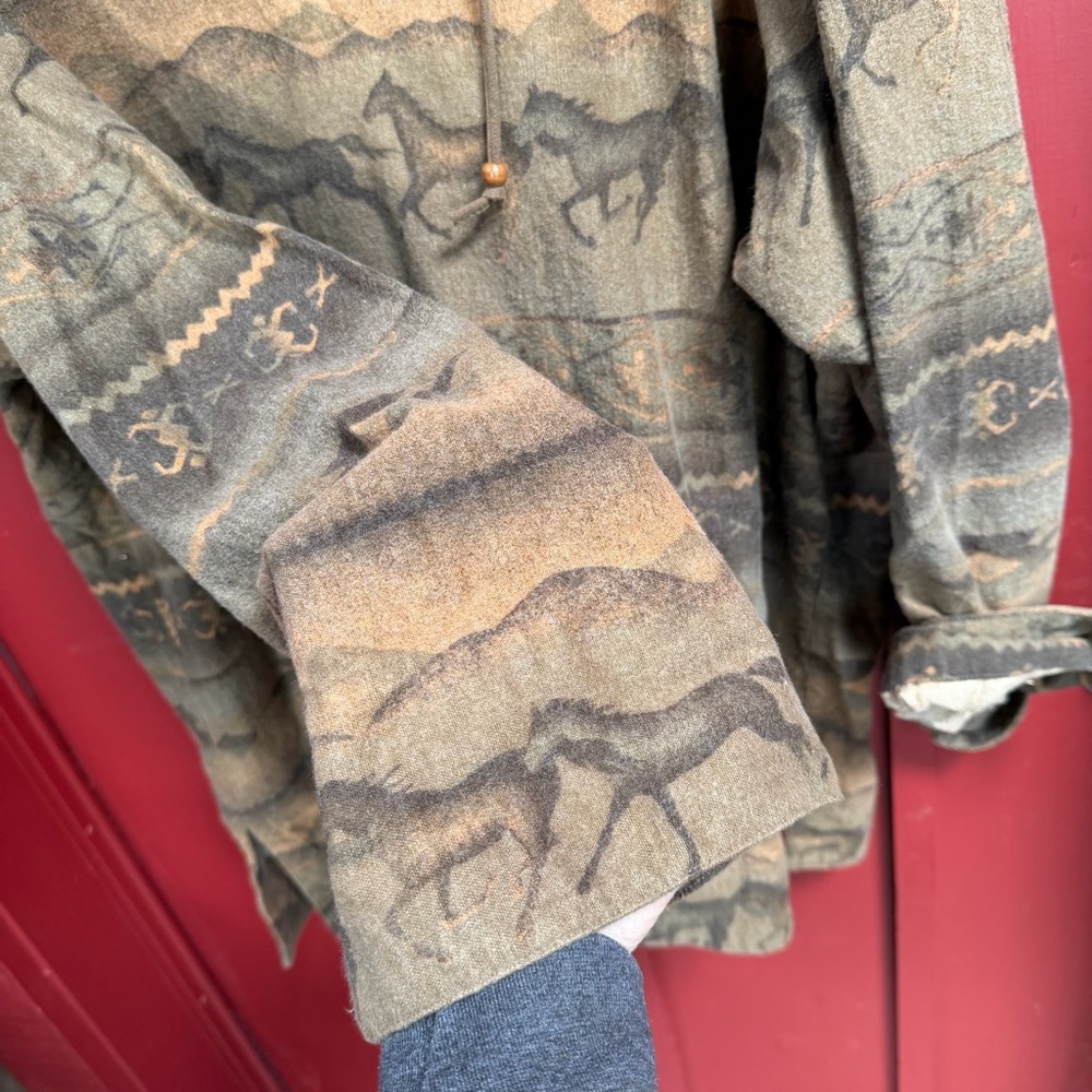 Western Horse Aztec Flannel! Vintage! Like NEW! 🐎 💥 - Picture 8 of 10